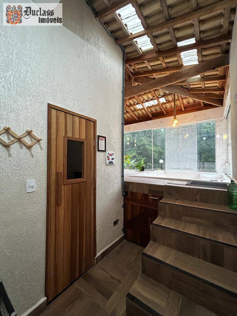 Chácara à venda com 4 quartos, 300m² - Foto 32
