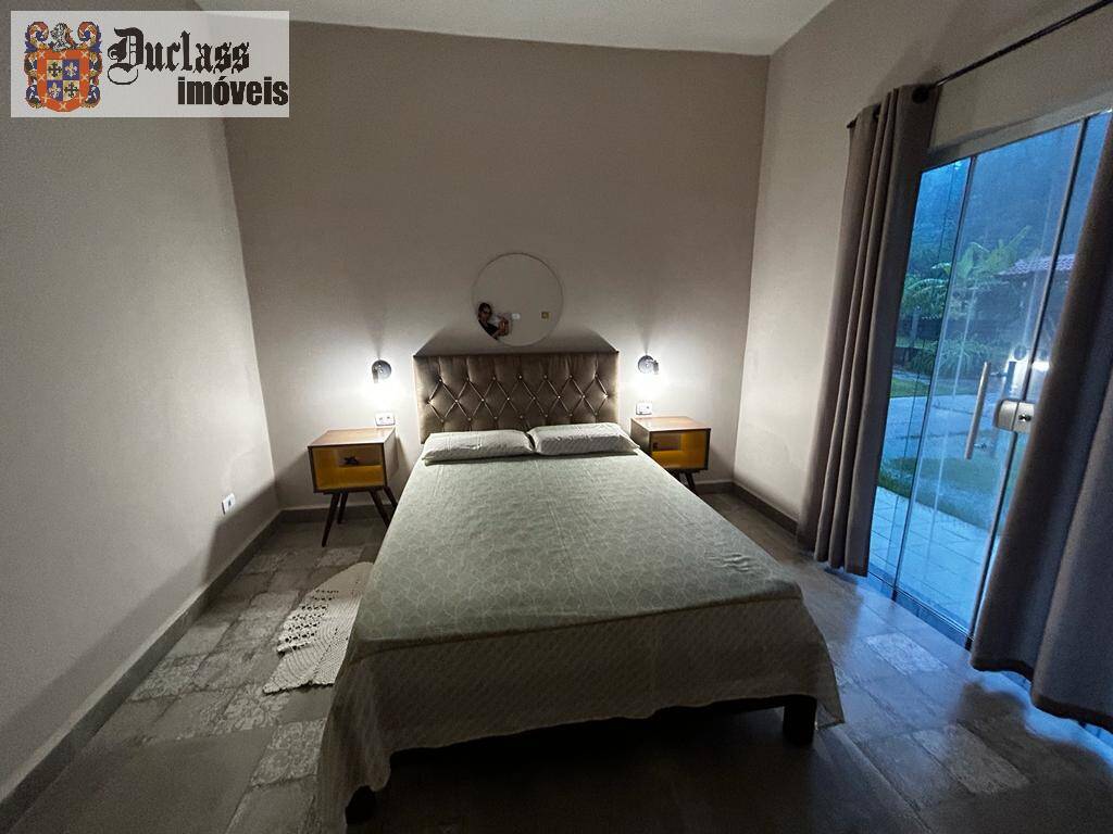 Chácara à venda com 4 quartos, 300m² - Foto 36