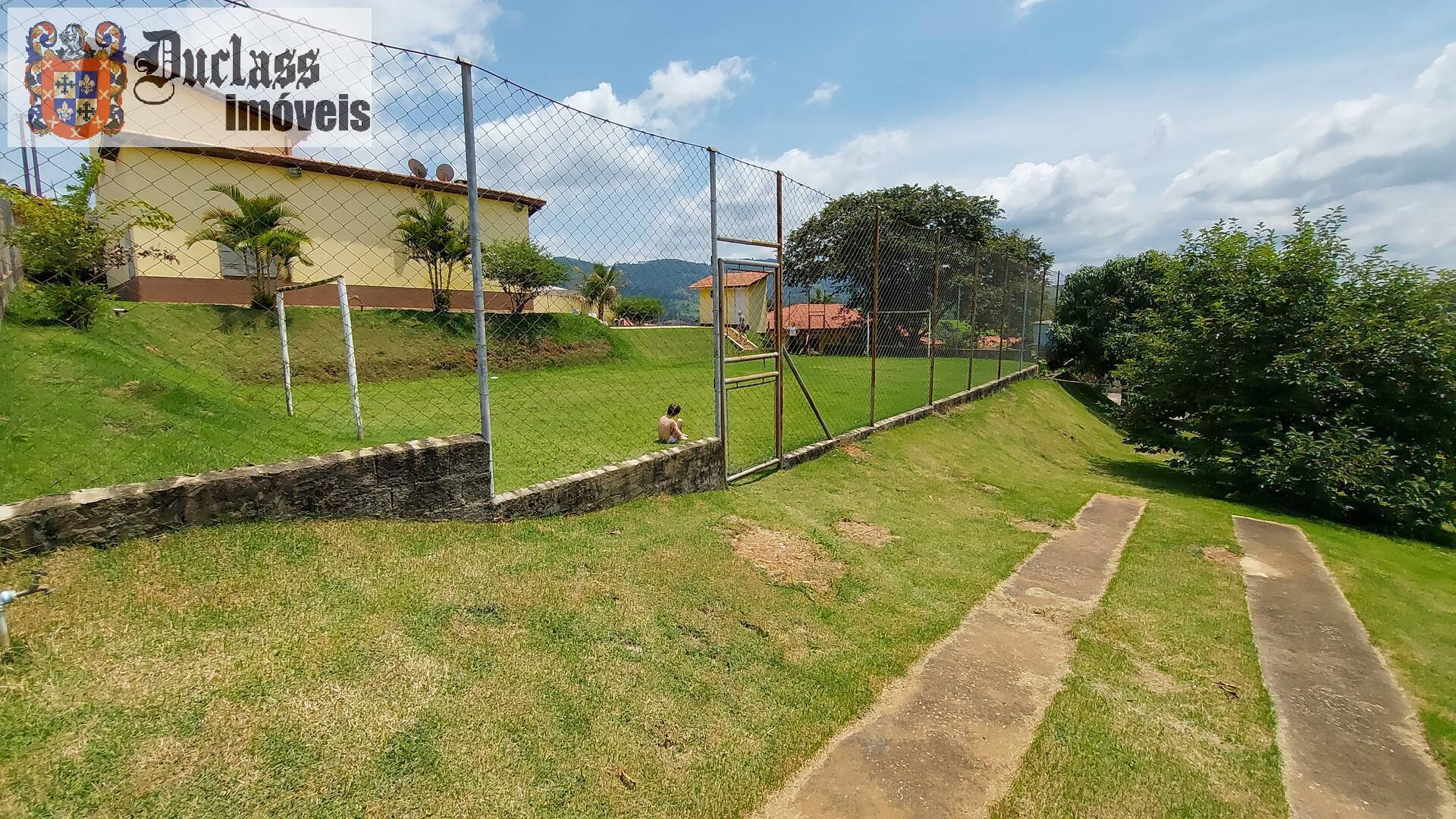 Chácara à venda com 4 quartos, 272m² - Foto 17