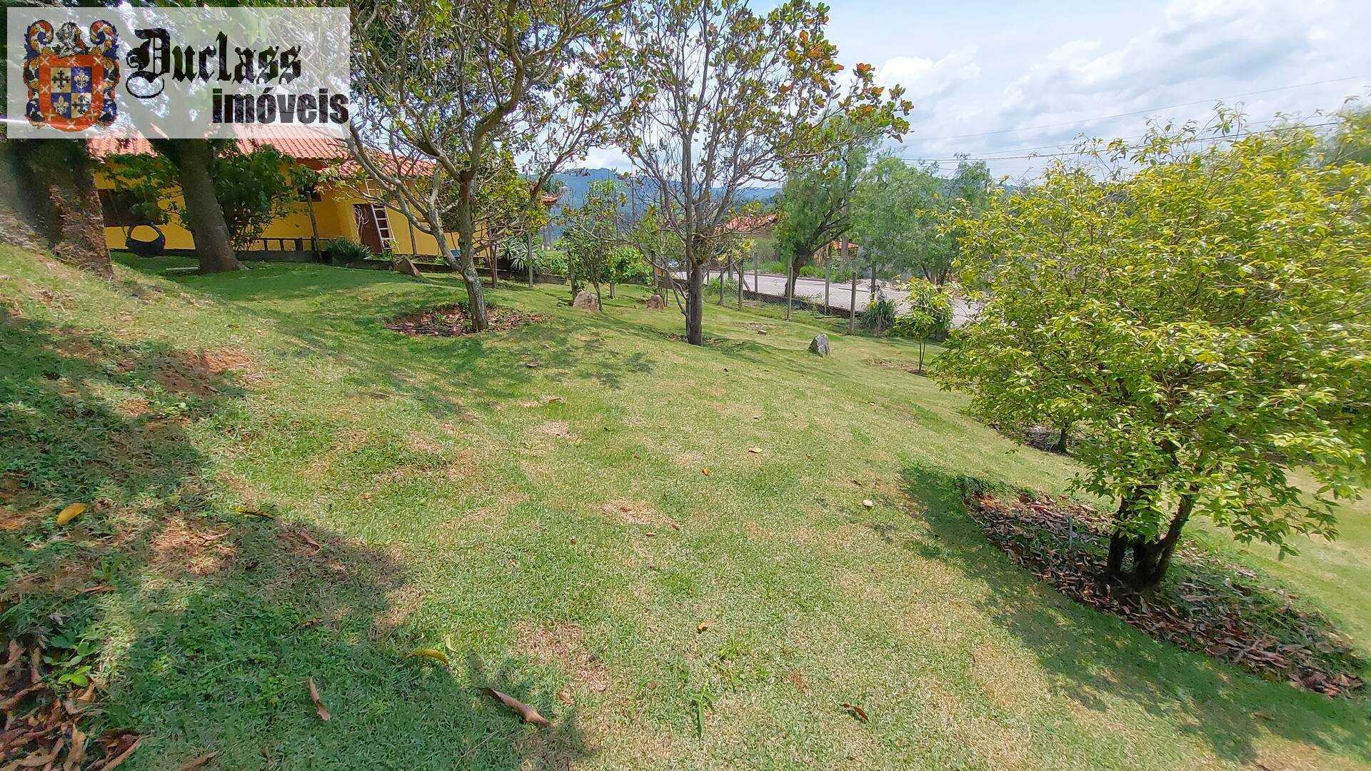 Chácara à venda com 4 quartos, 272m² - Foto 27