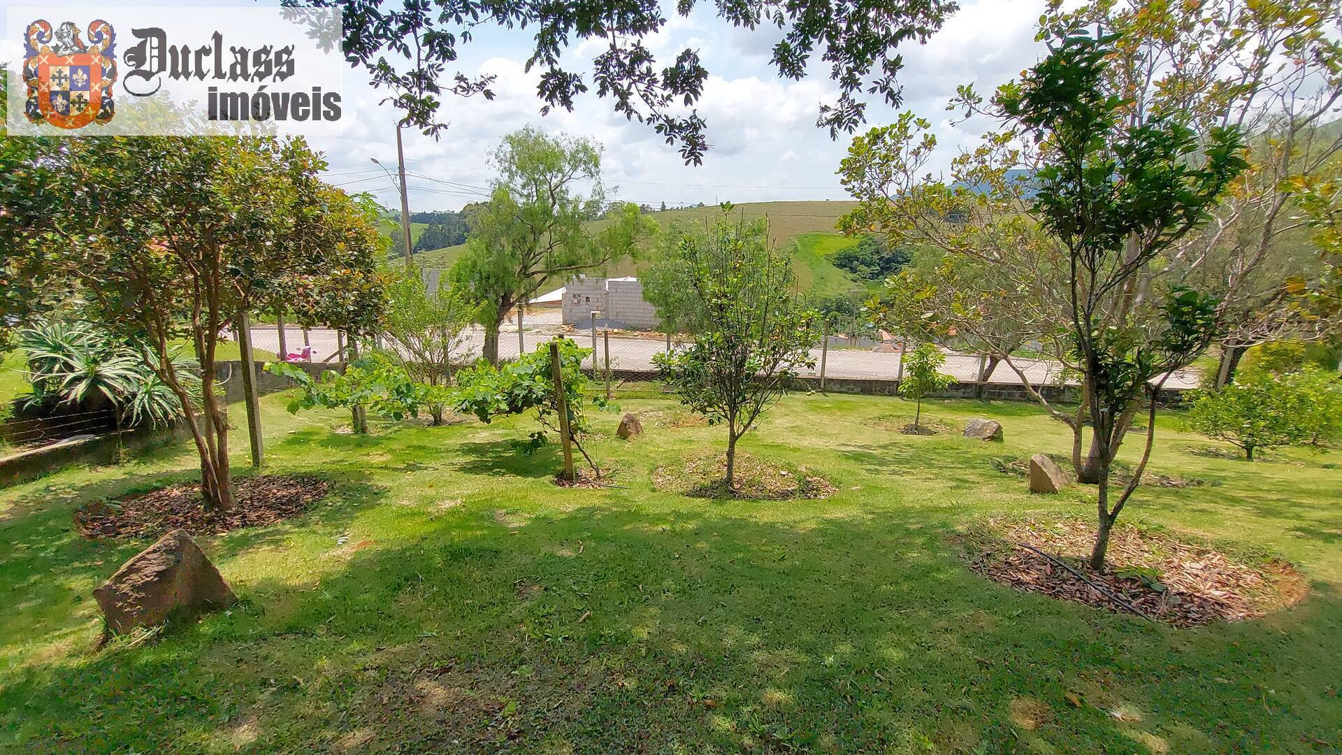 Chácara à venda com 4 quartos, 272m² - Foto 48