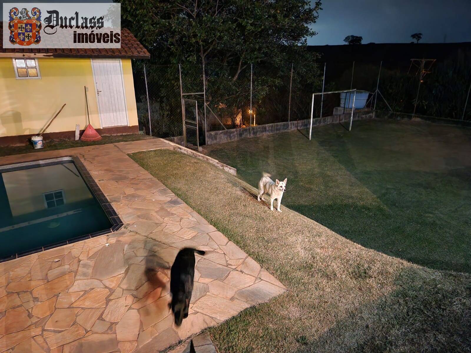 Chácara à venda com 4 quartos, 272m² - Foto 126