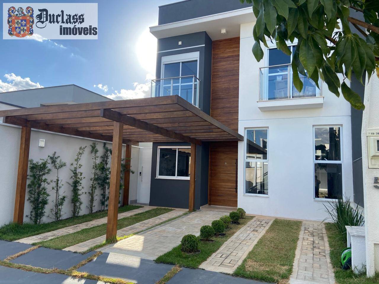 Casa, 3 quartos, 170 m² - Foto 1