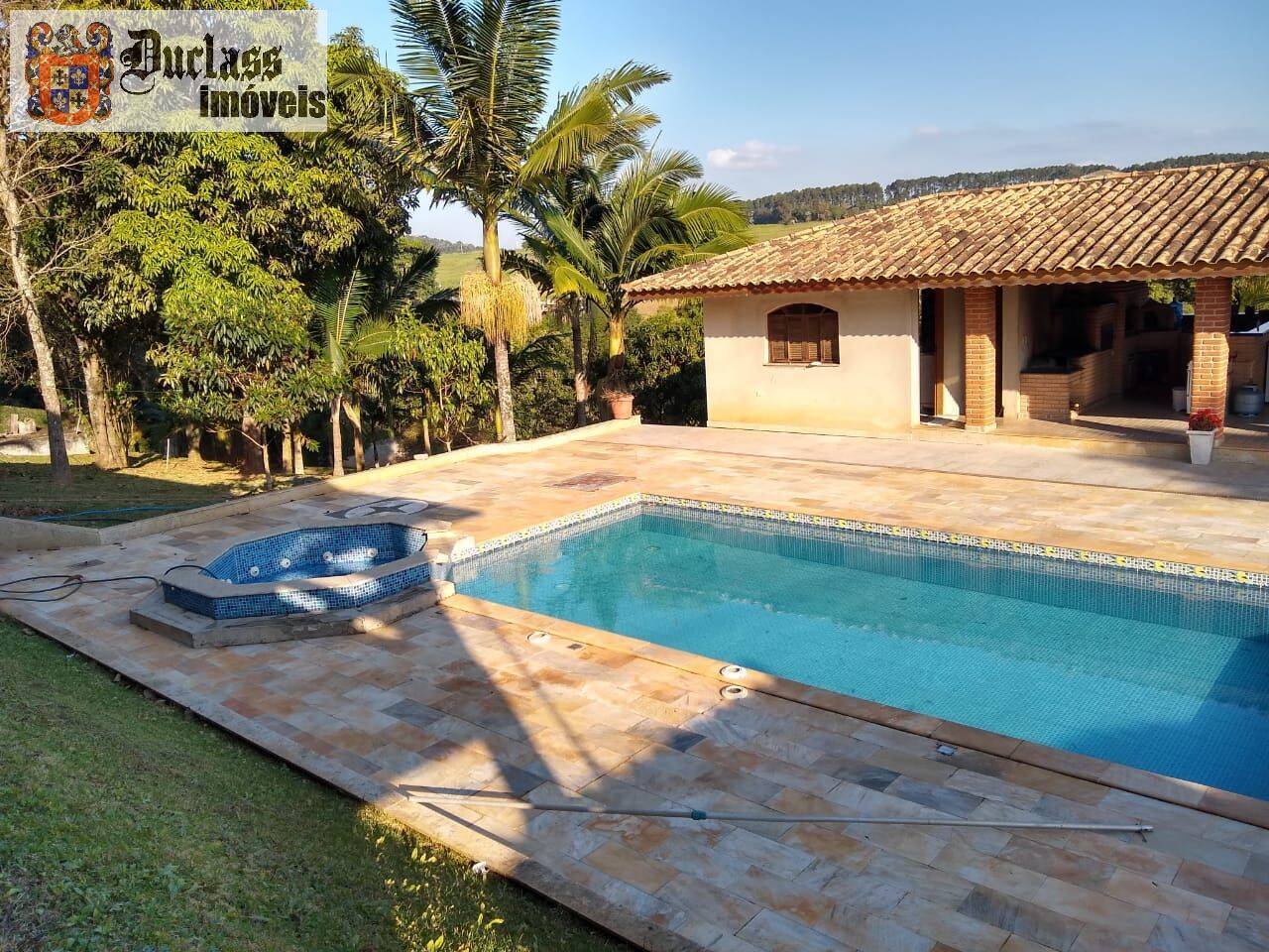 Chácara à venda com 3 quartos, 613m² - Foto 2