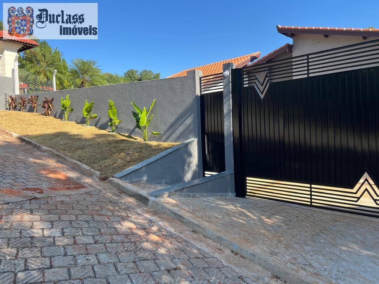 Chácara à venda com 3 quartos, 319m² - Foto 2