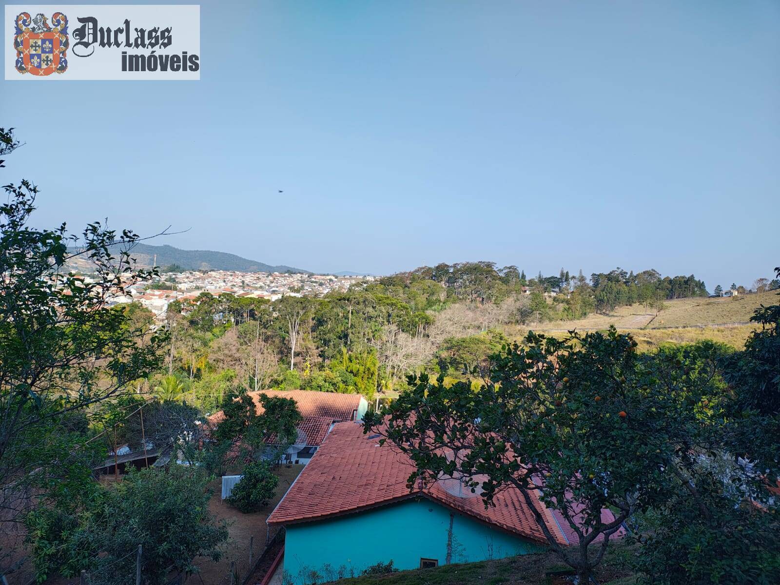 Chácara à venda com 3 quartos, 220m² - Foto 28