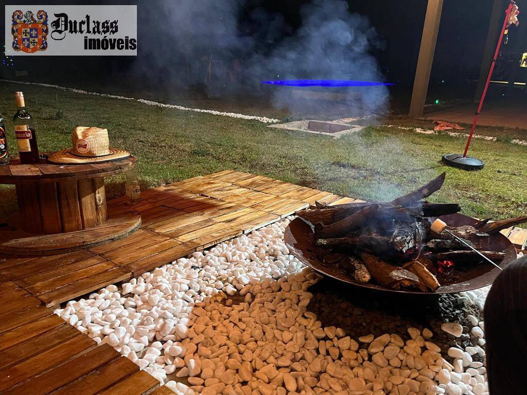 Chácara à venda com 3 quartos, 100m² - Foto 4