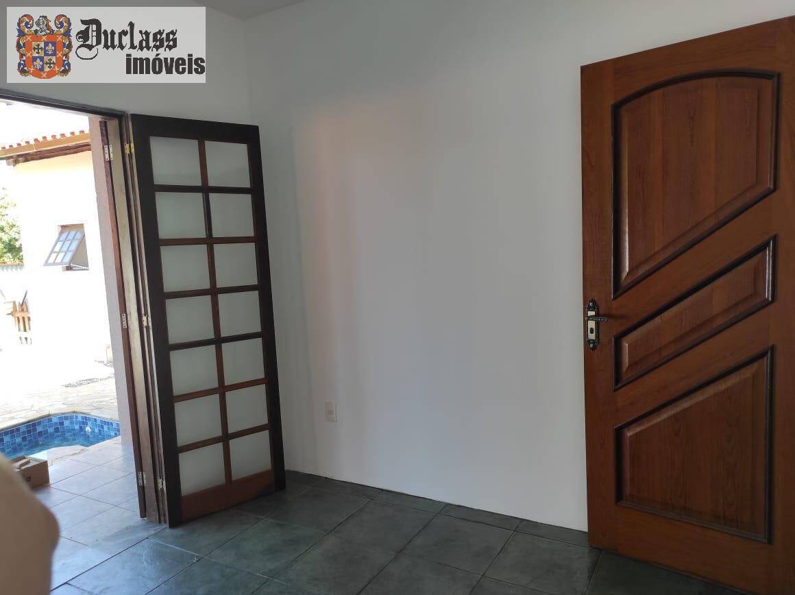 Chácara à venda com 4 quartos, 371m² - Foto 5