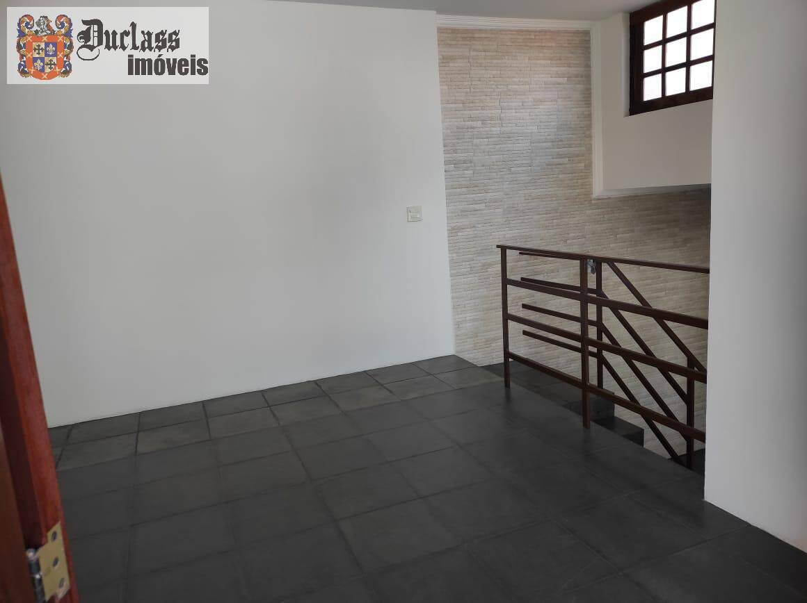Chácara à venda com 4 quartos, 371m² - Foto 14