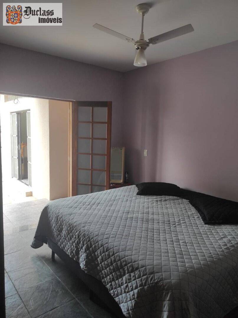 Chácara à venda com 4 quartos, 371m² - Foto 21