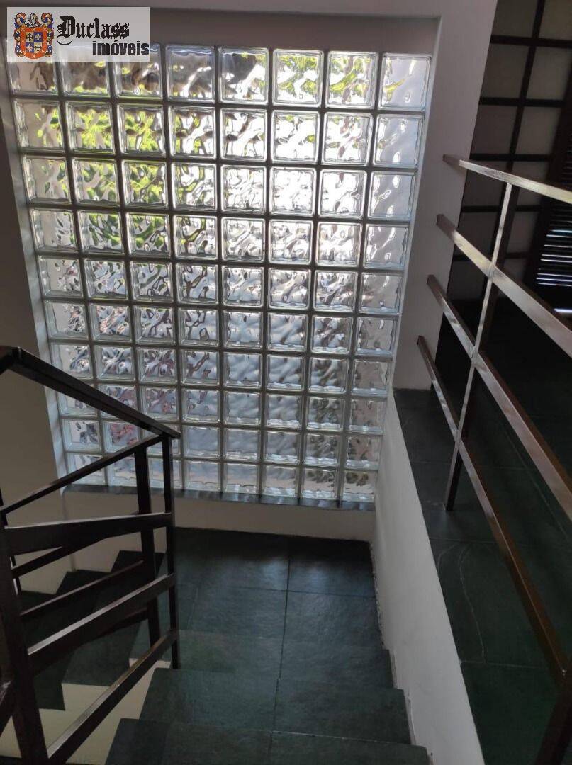 Chácara à venda com 4 quartos, 371m² - Foto 16