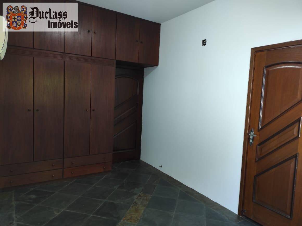 Chácara à venda com 4 quartos, 371m² - Foto 23