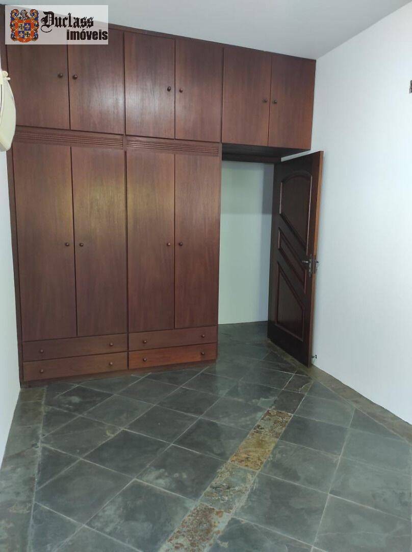 Chácara à venda com 4 quartos, 371m² - Foto 22