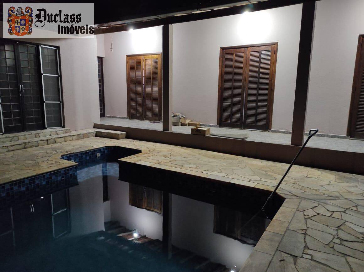 Chácara à venda com 4 quartos, 371m² - Foto 44