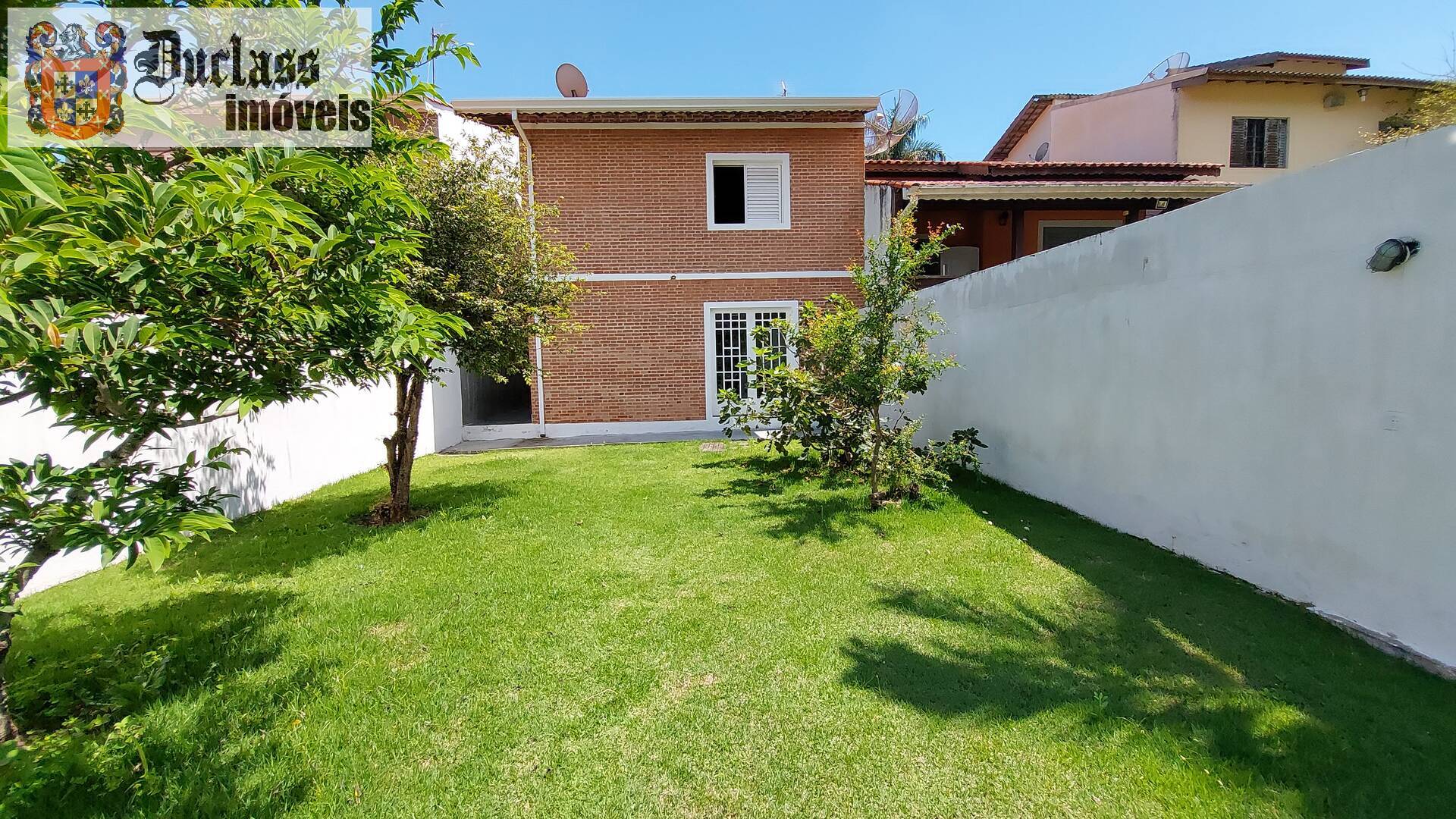 Casa à venda com 3 quartos, 122m² - Foto 8