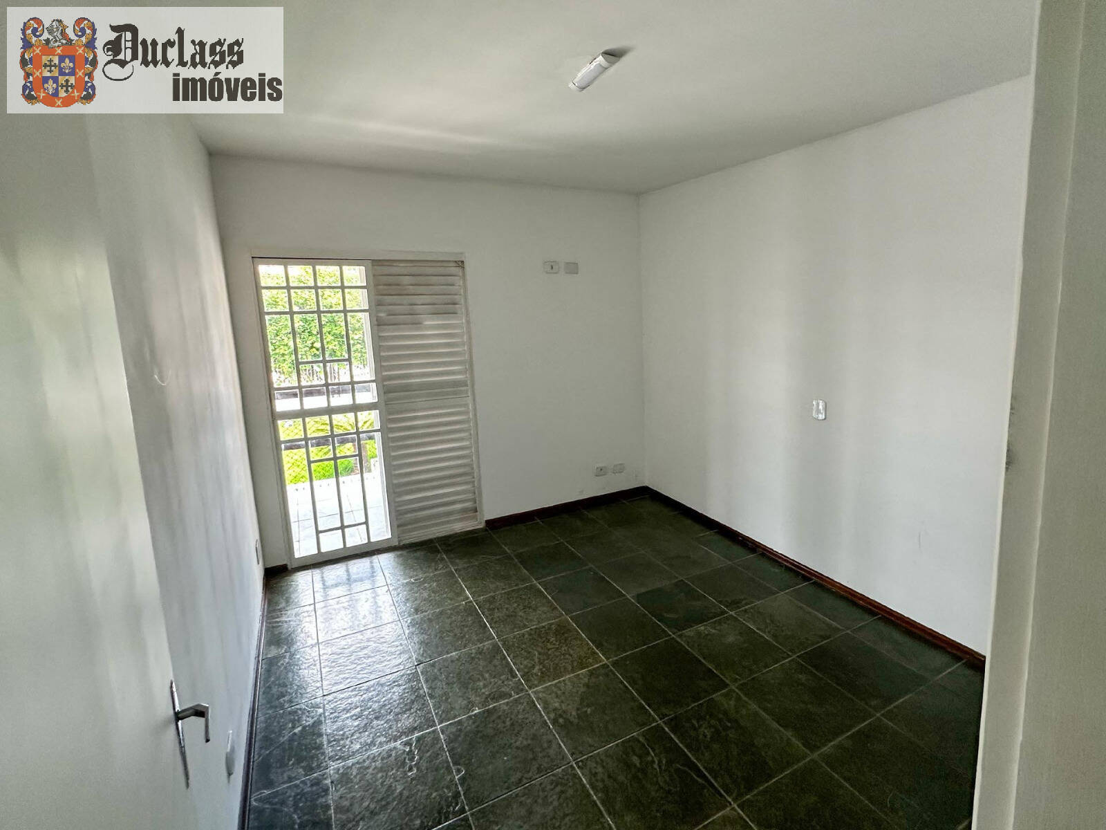 Casa à venda com 3 quartos, 122m² - Foto 34
