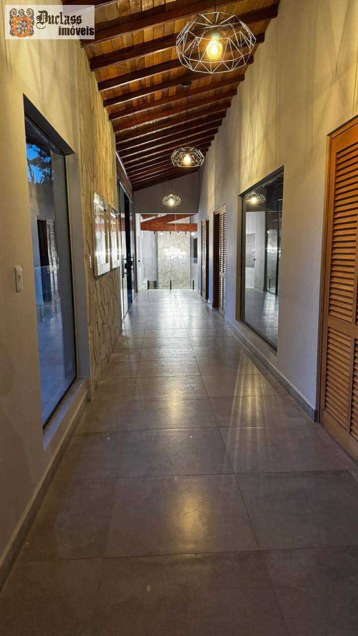 Casa à venda com 4 quartos, 300m² - Foto 7