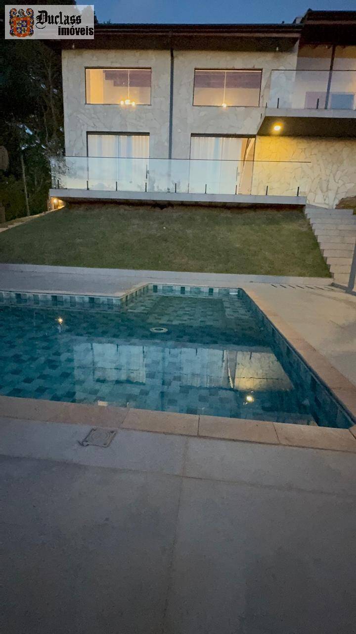 Casa à venda com 4 quartos, 300m² - Foto 19