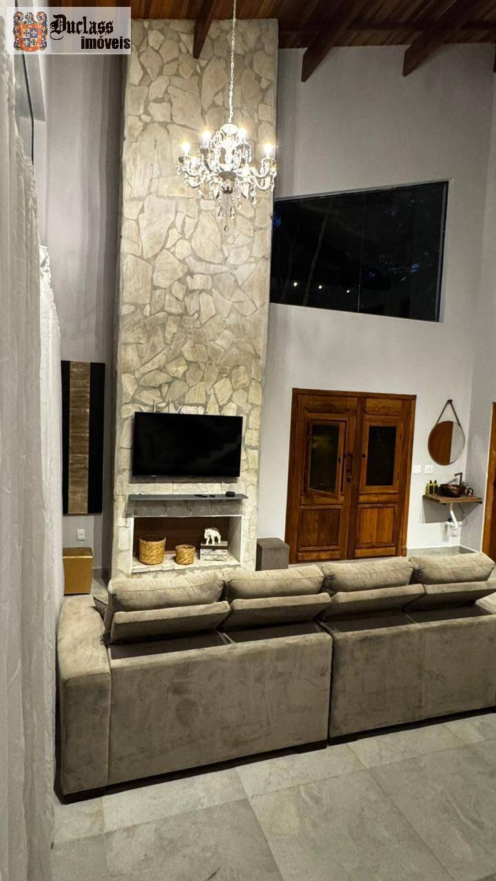 Casa à venda com 4 quartos, 300m² - Foto 17