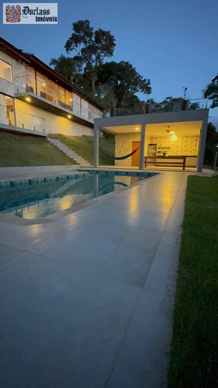Casa à venda com 4 quartos, 300m² - Foto 20