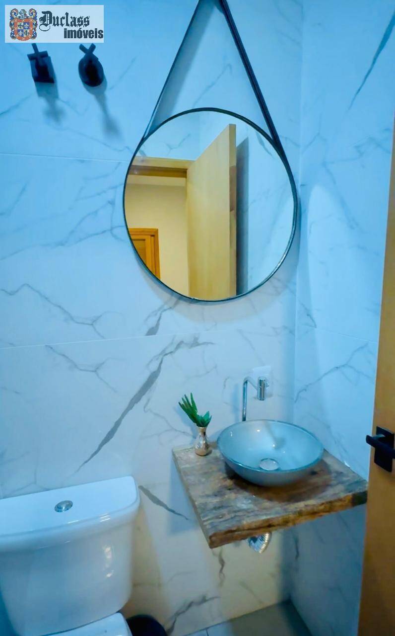 Casa à venda com 4 quartos, 300m² - Foto 24