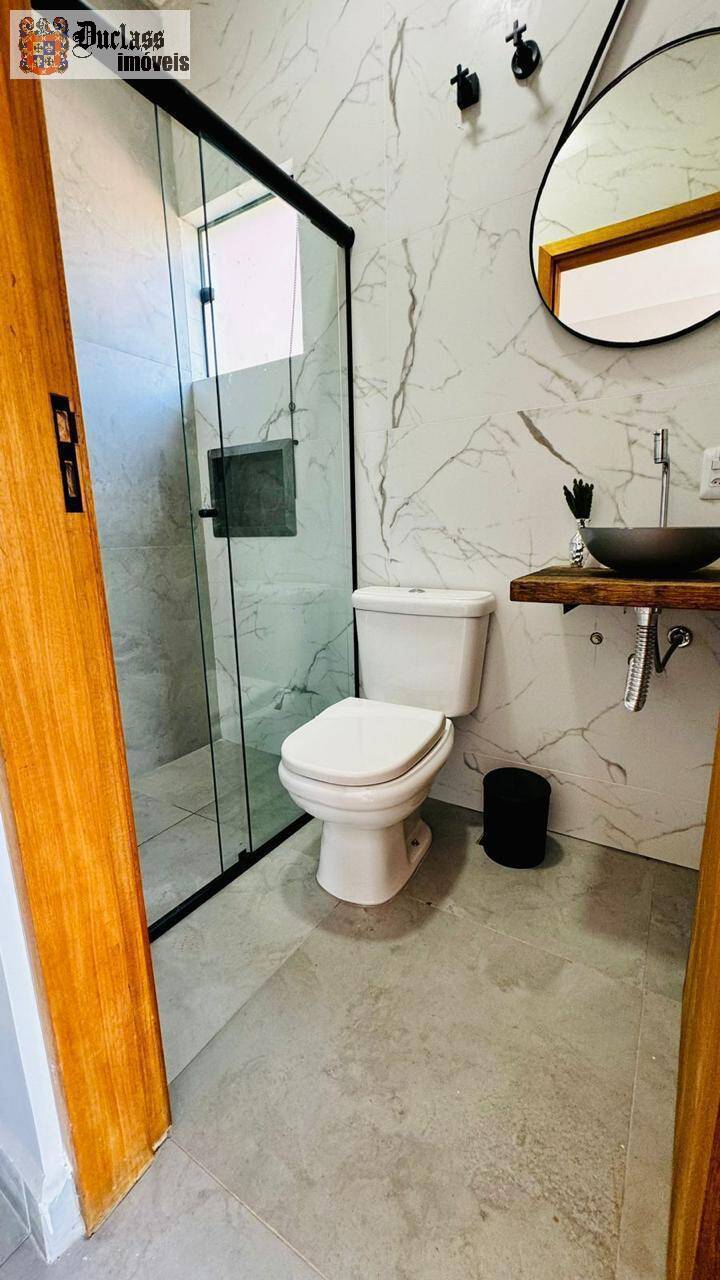 Casa à venda com 4 quartos, 300m² - Foto 27