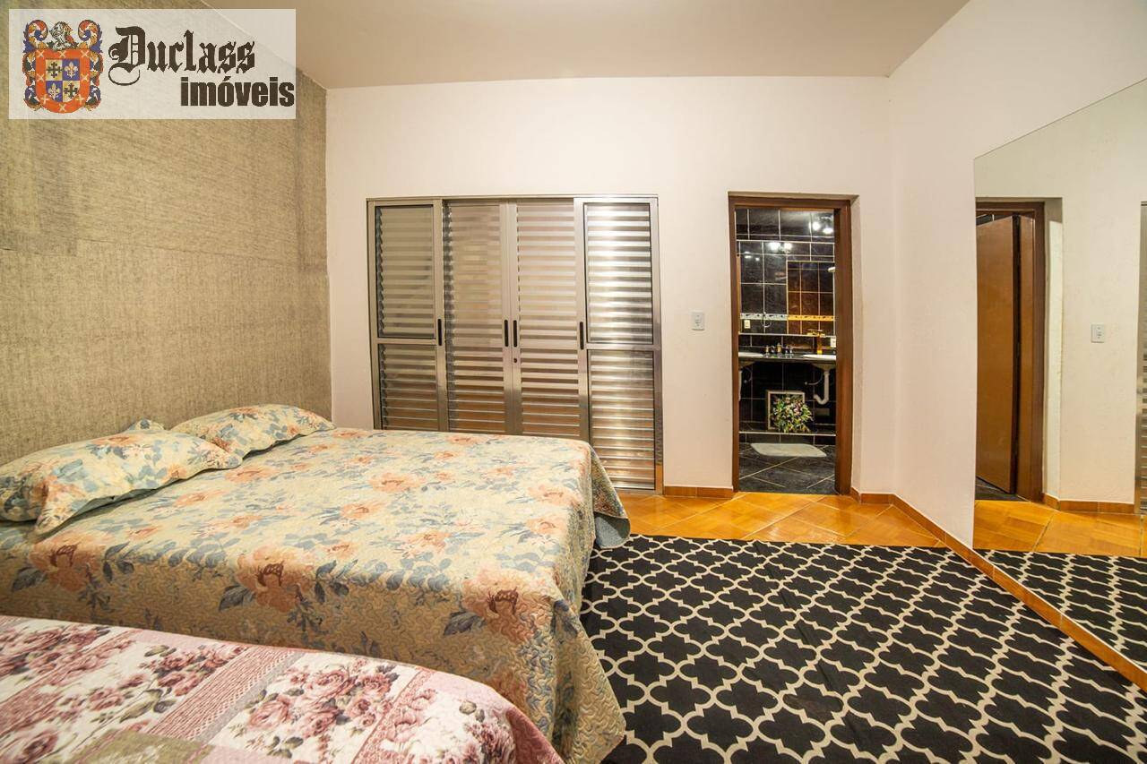 Chácara à venda com 7 quartos, 650m² - Foto 57