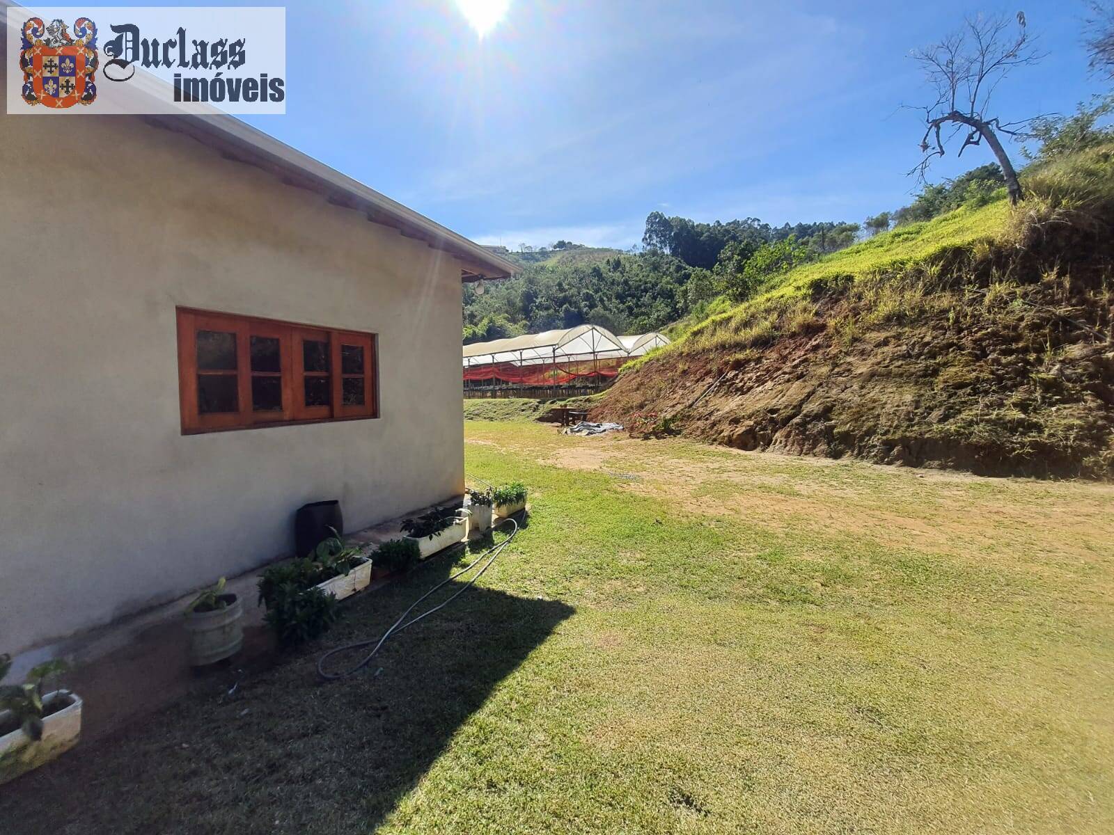 Chácara à venda com 3 quartos, 208m² - Foto 16