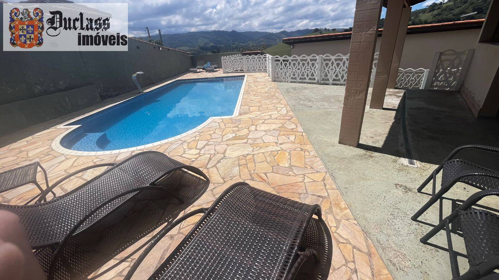 Chácara à venda com 3 quartos, 1300m² - Foto 24