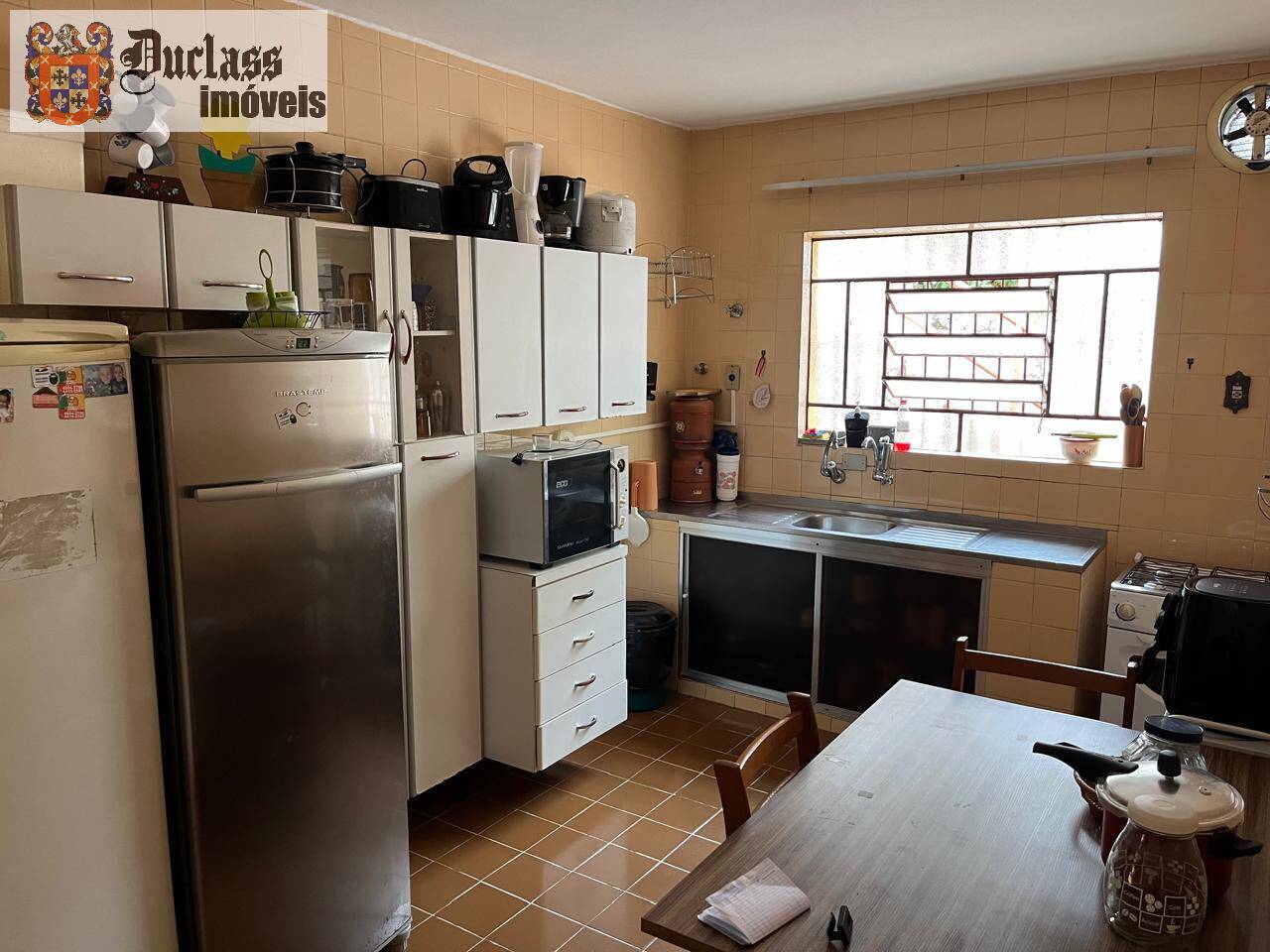 Chácara à venda com 4 quartos, 2131m² - Foto 4