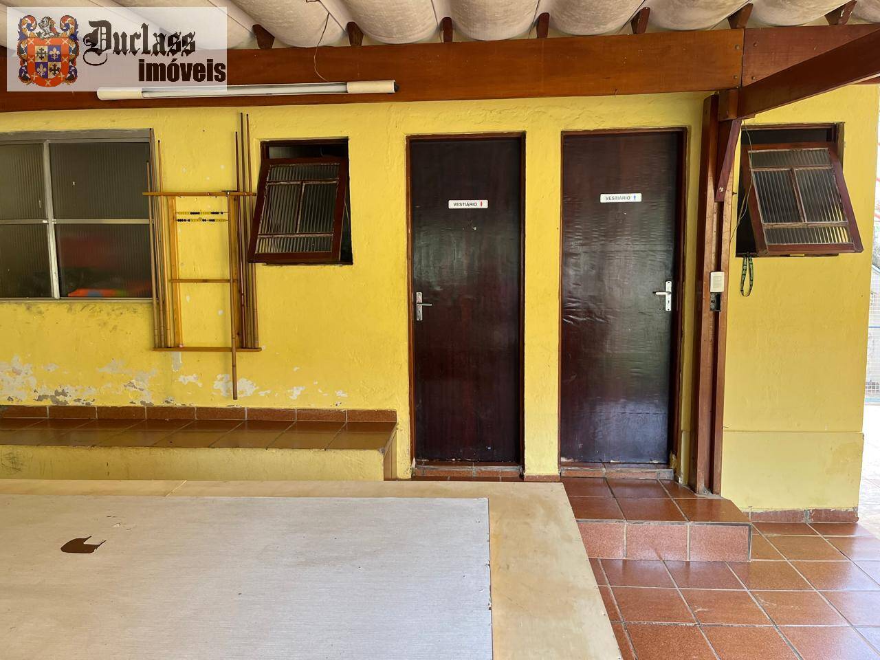 Chácara à venda com 4 quartos, 2131m² - Foto 12