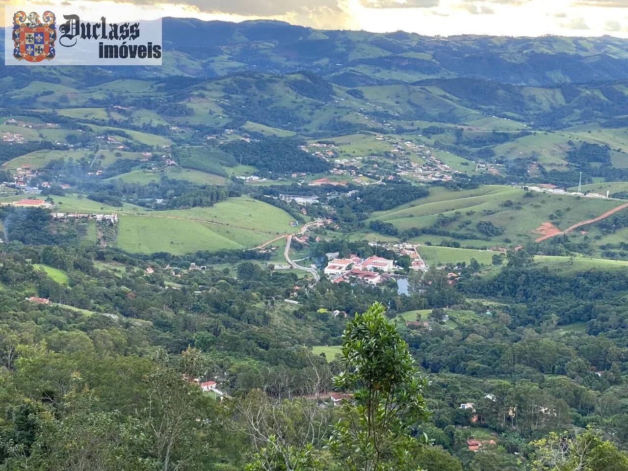 Prédio Inteiro à venda, 60000m² - Foto 1