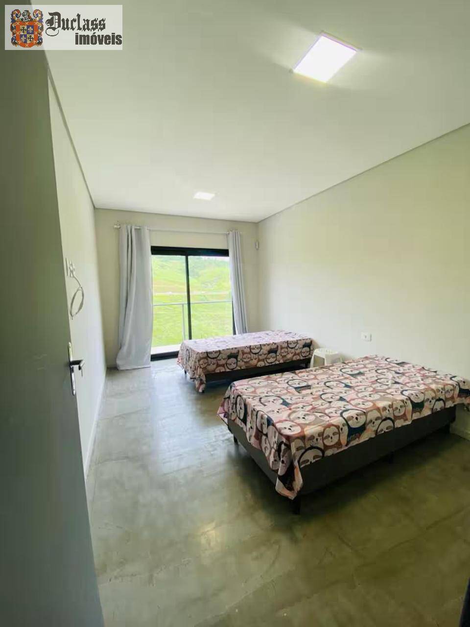Casa à venda com 8 quartos, 400m² - Foto 6