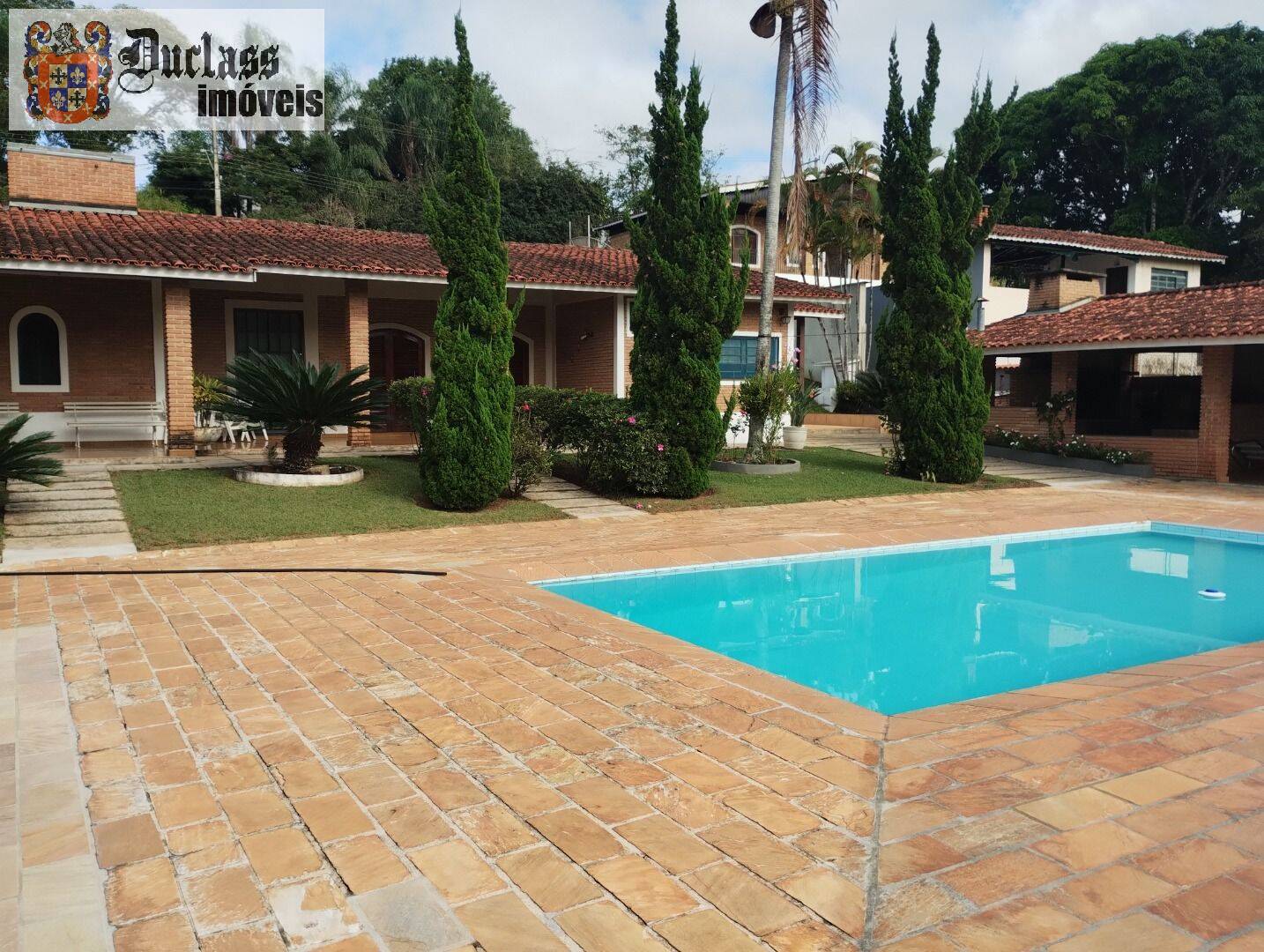 Chácara, 4 quartos, 4105 m² - Foto 1