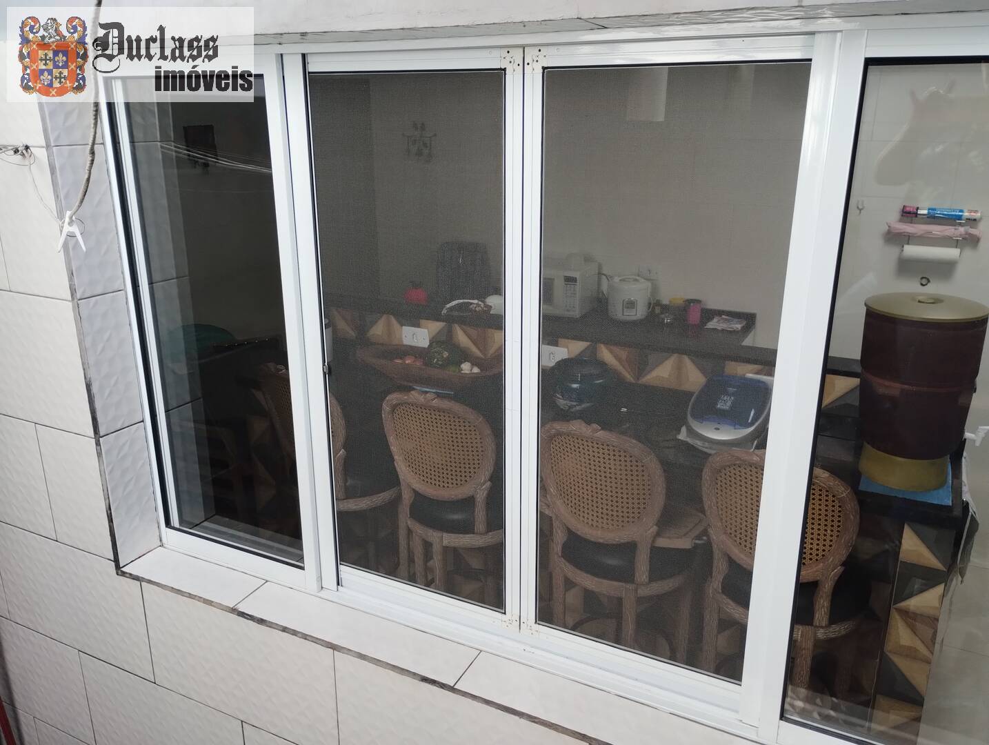Casa à venda com 3 quartos, 106m² - Foto 10