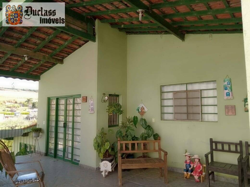 Chácara à venda com 6 quartos, 540m² - Foto 2