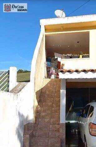 Casa à venda com 4 quartos, 240m² - Foto 3