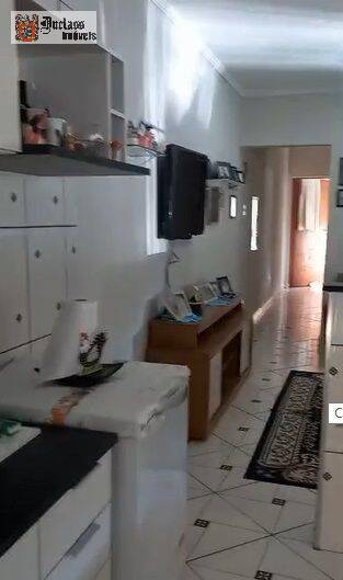 Casa à venda com 4 quartos, 240m² - Foto 8