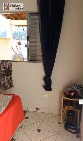 Casa à venda com 4 quartos, 240m² - Foto 11