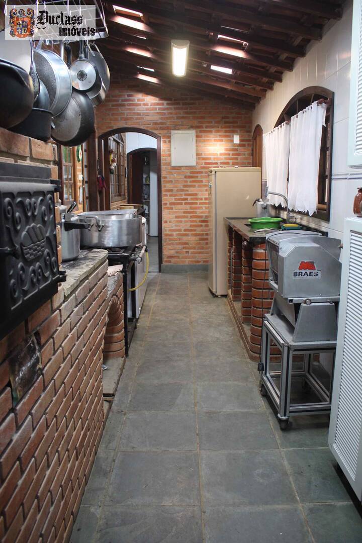 Fazenda à venda com 19 quartos, 1859m² - Foto 23