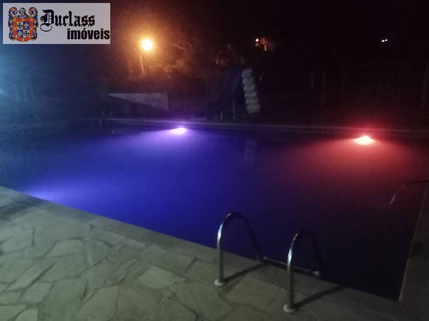 Chácara à venda com 4 quartos, 100m² - Foto 2