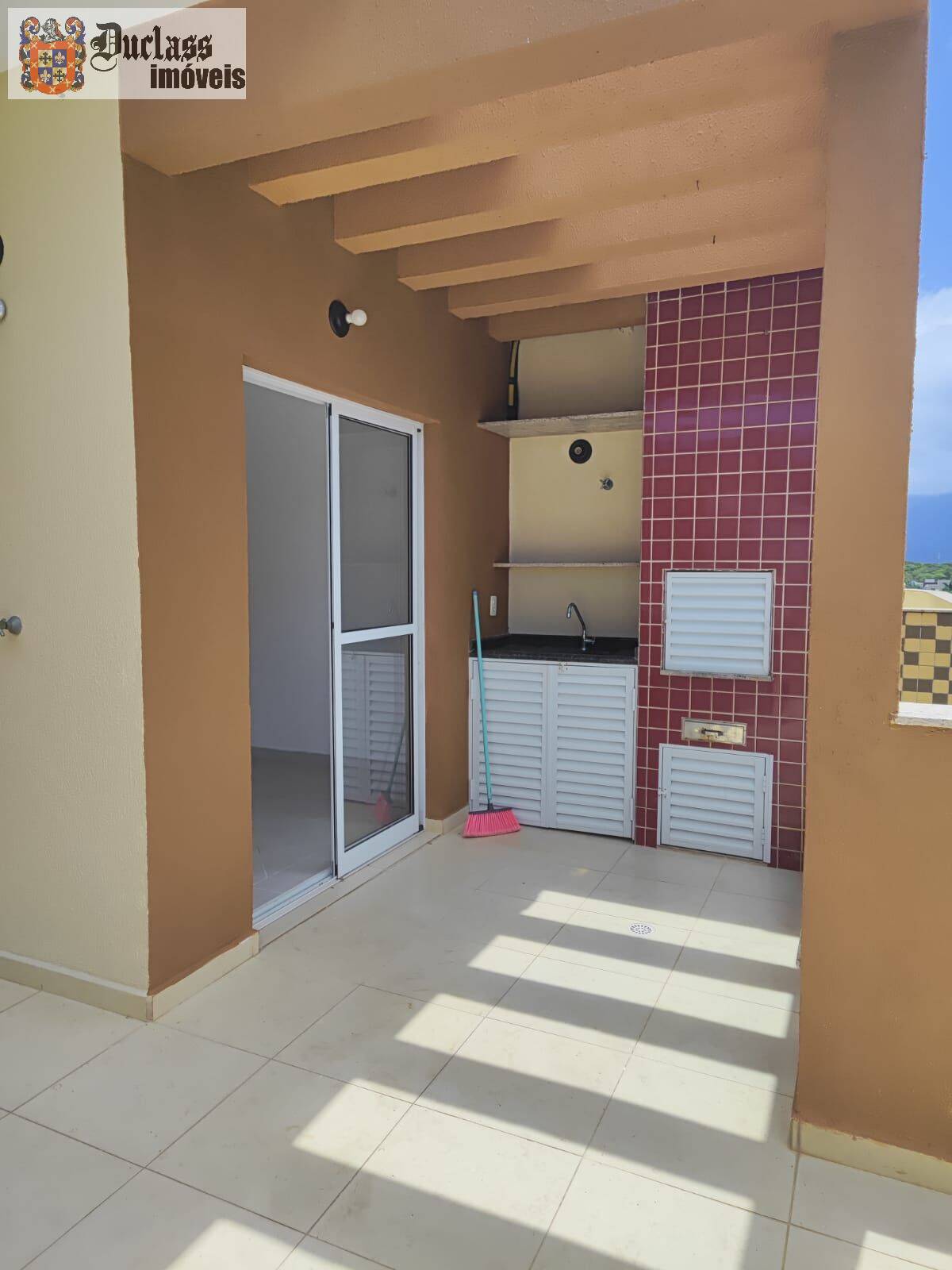 Cobertura à venda com 3 quartos, 221m² - Foto 2