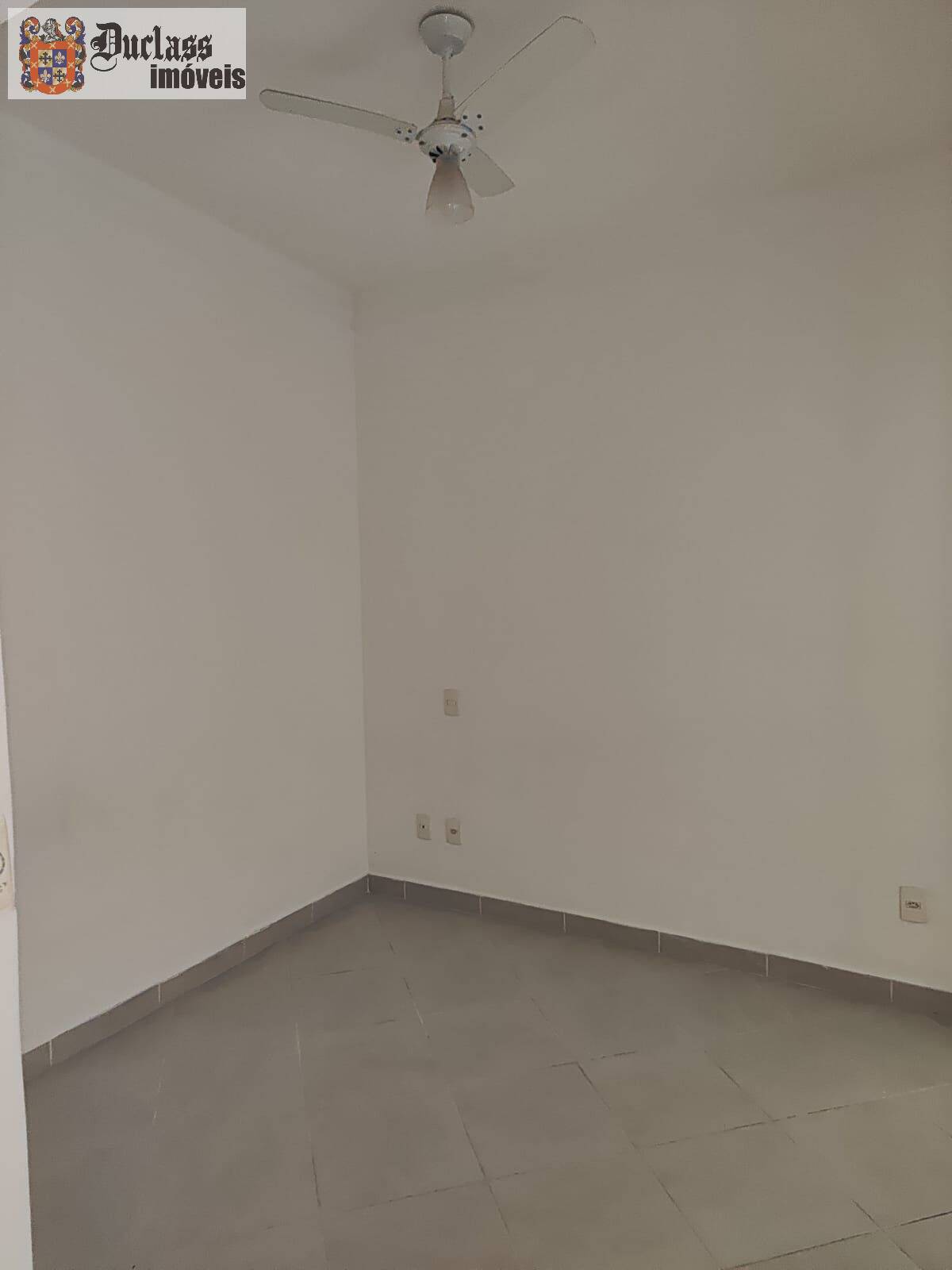 Cobertura à venda com 3 quartos, 221m² - Foto 9
