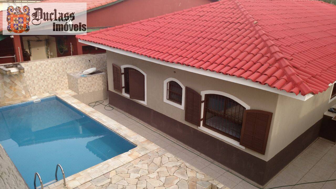 Casa, 6 quartos, 175 m² - Foto 2