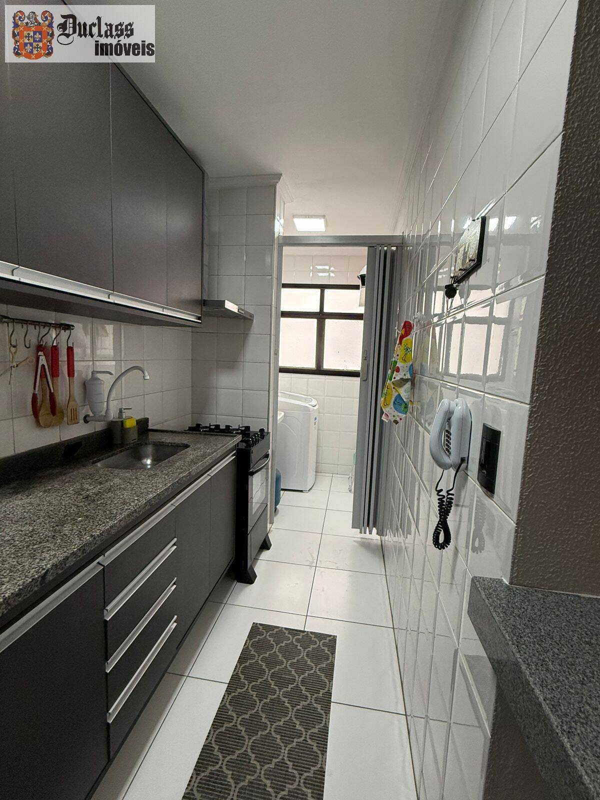 Apartamento à venda com 2 quartos, 68m² - Foto 17