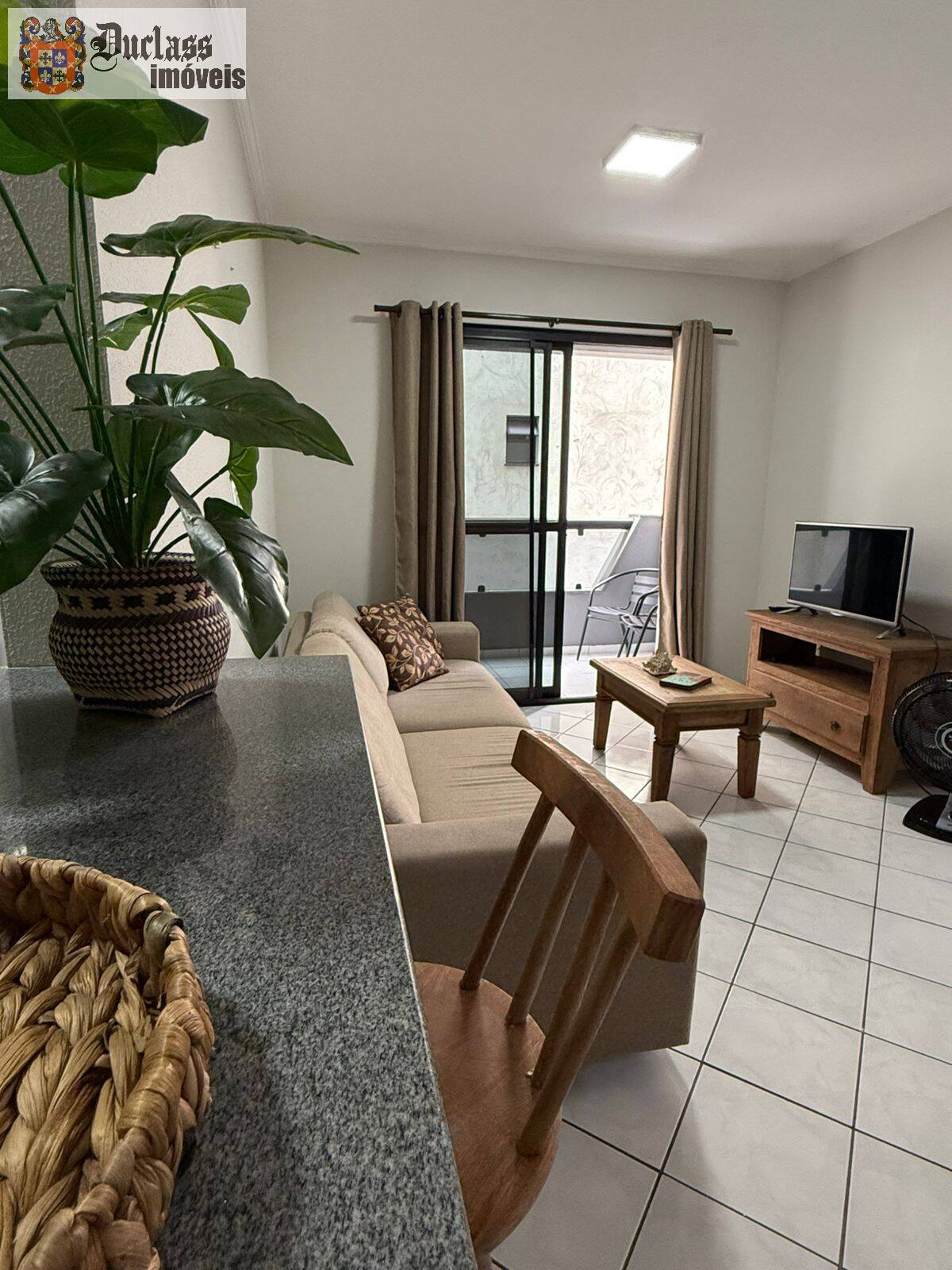 Apartamento à venda com 2 quartos, 68m² - Foto 25