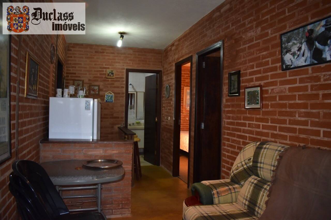 Casa, 3 quartos, 280 m² - Foto 2