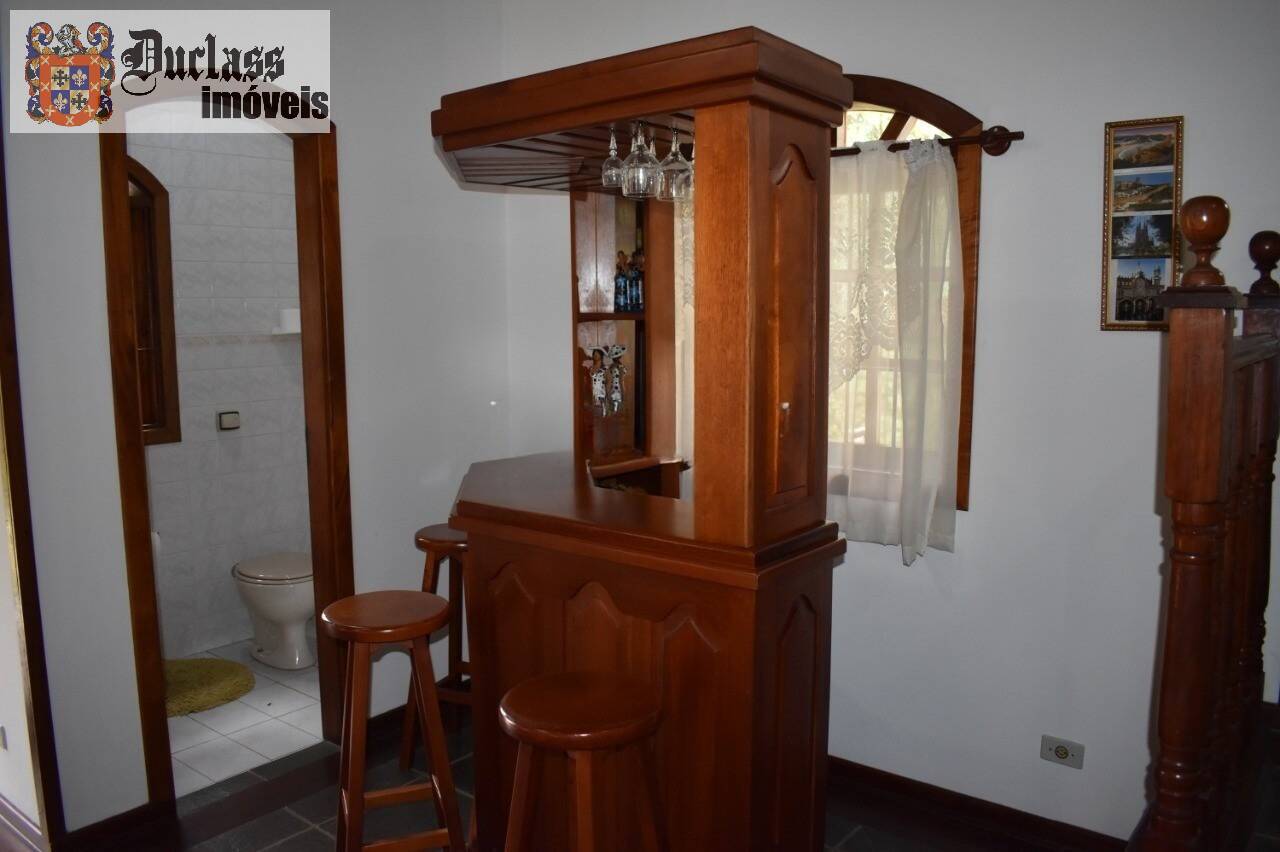 Casa, 3 quartos, 292 m² - Foto 4