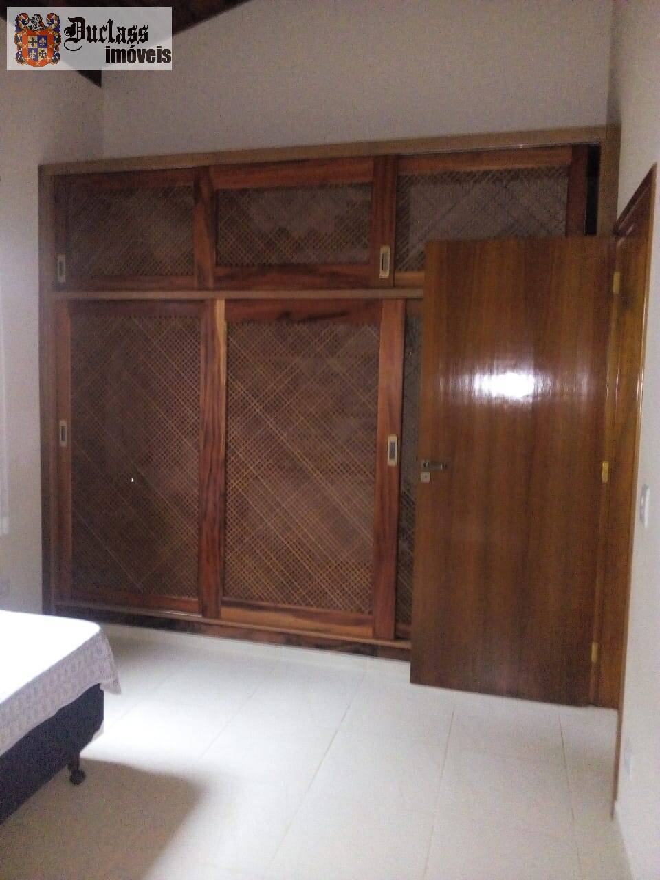 Casa, 4 quartos, 252 m² - Foto 35