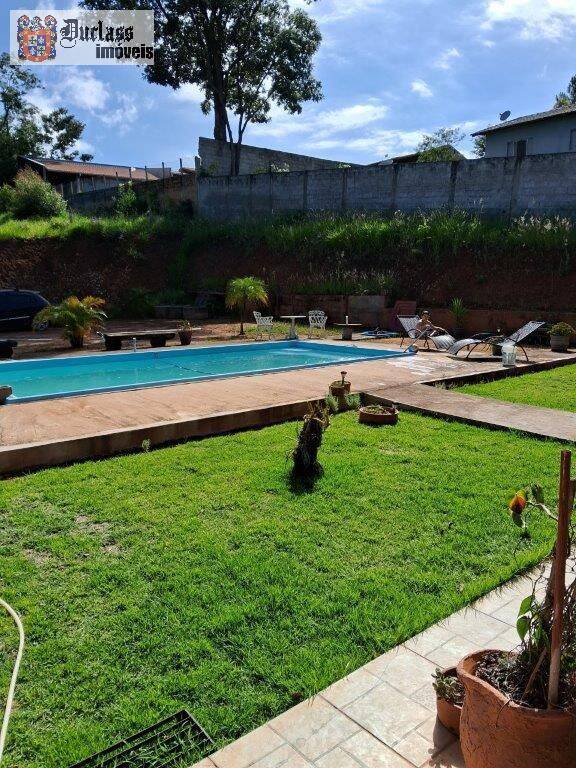 Chácara à venda com 3 quartos, 350m² - Foto 1